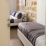 לינה וארוחת בוקר Pane E Pomodoro 3*