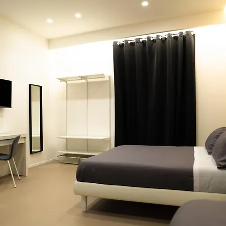 Pane E Pomodoro Bed and Breakfast Μπάρι