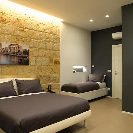 Pane E Pomodoro Bed and Breakfast Μπάρι