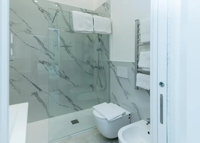 Pane E Pomodoro Bari