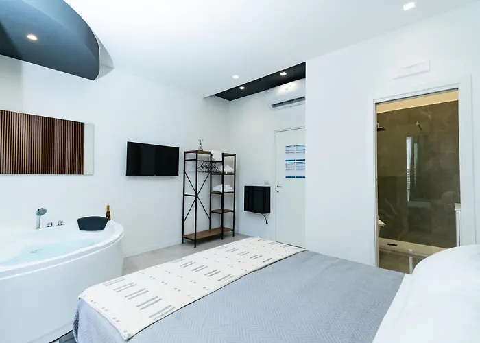 Pane E Pomodoro Panzió