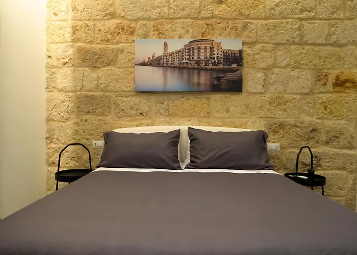 Pane E Pomodoro Bari